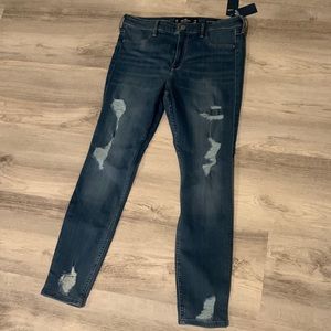 New with tags. Hollister jeans
